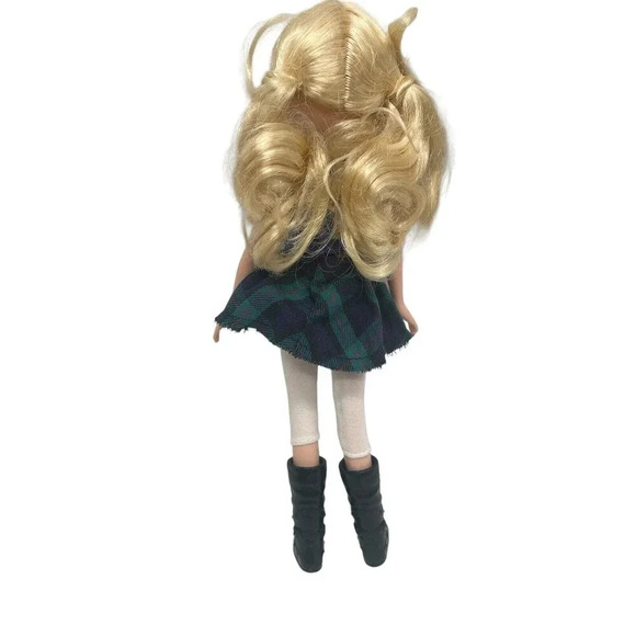 AVERY Moxie Girlz Horse Riding Club 10” Doll 2009 - Picture 2 of 16